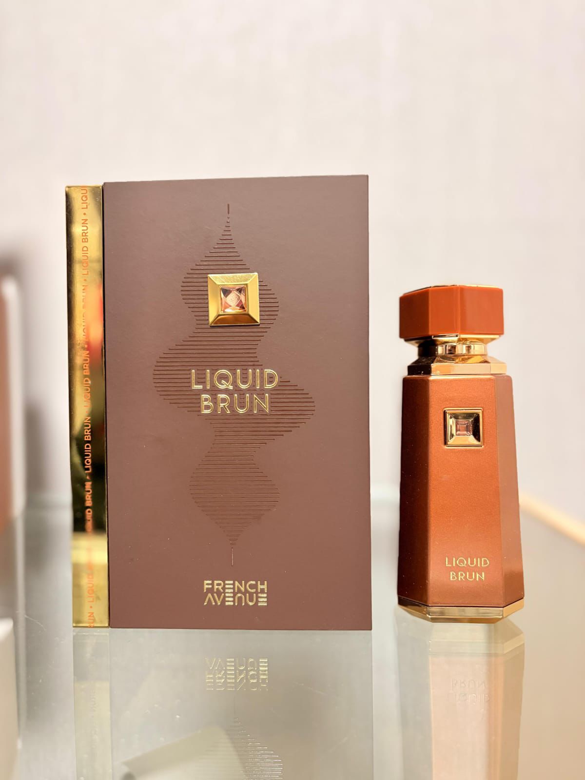 French Avenue Liquid Brun